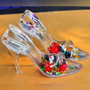 2 Las Vegas Souvenir Water Globe Ladies High Heels Coin Cards Dice Snow Globe